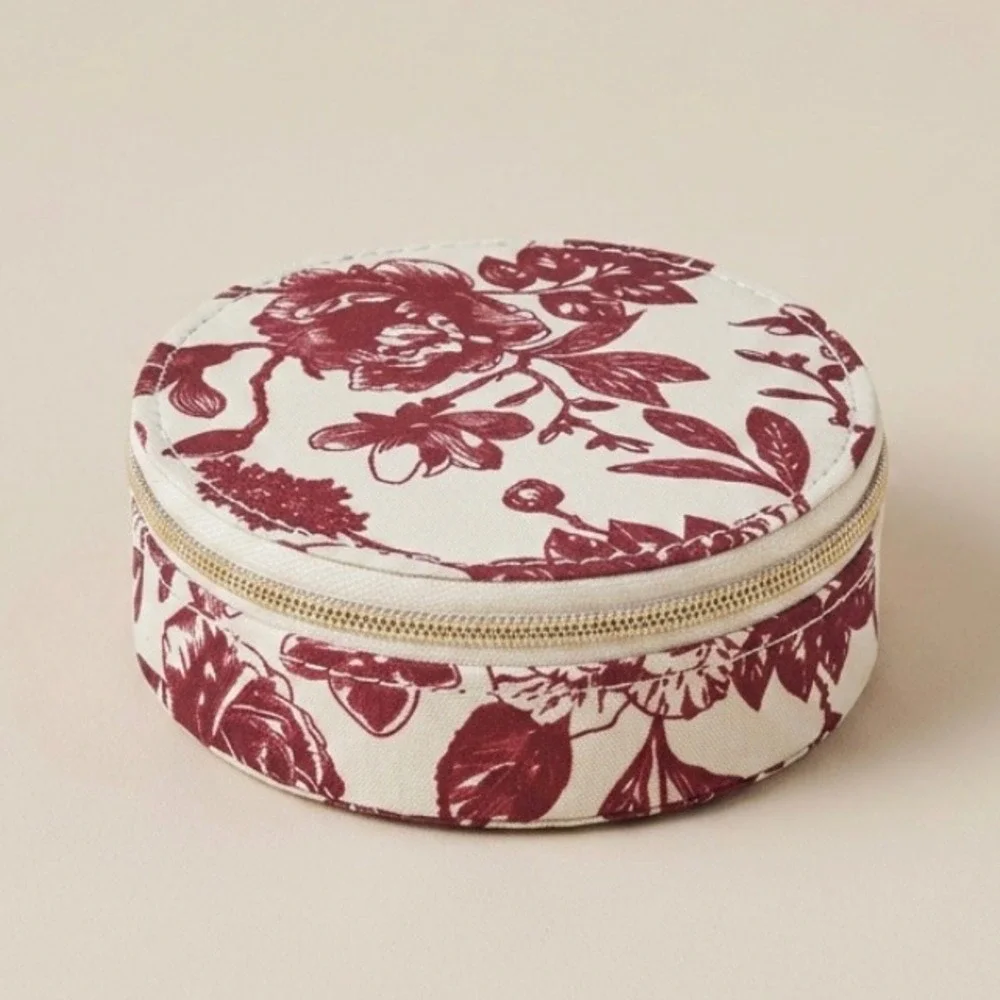 A New Day Round Travel Jewelry Organizer Burgundy Floral Toile Cream NWT‎